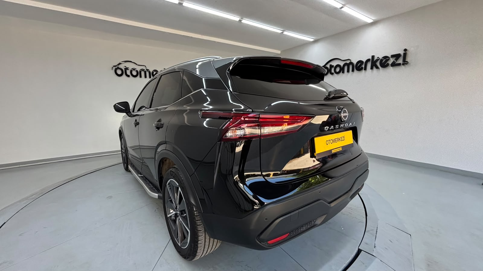 NISSAN QASHQAI 10